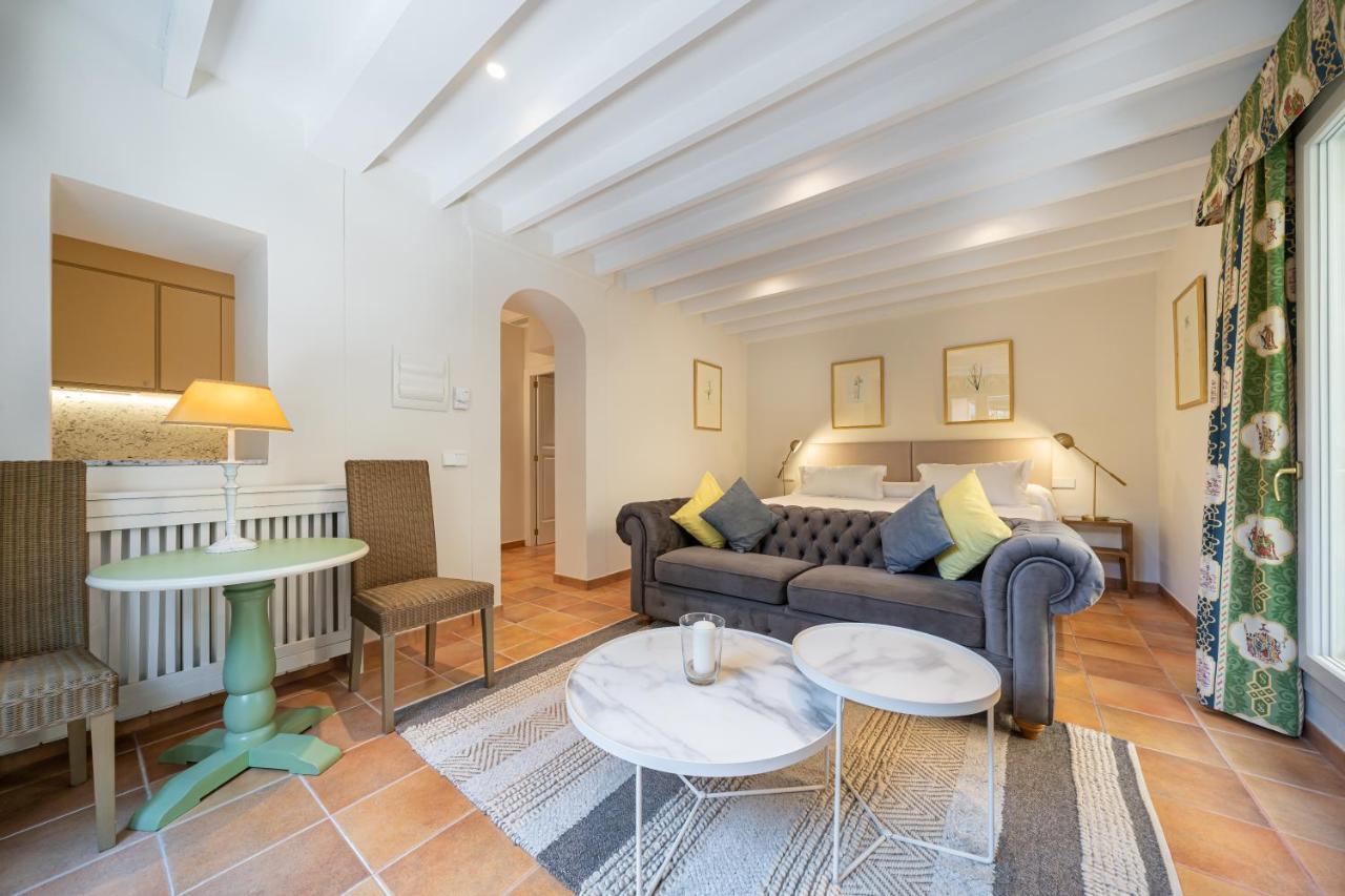 Rondaia, A Winery & Fincahotel-agroturismo In Tramuntana *